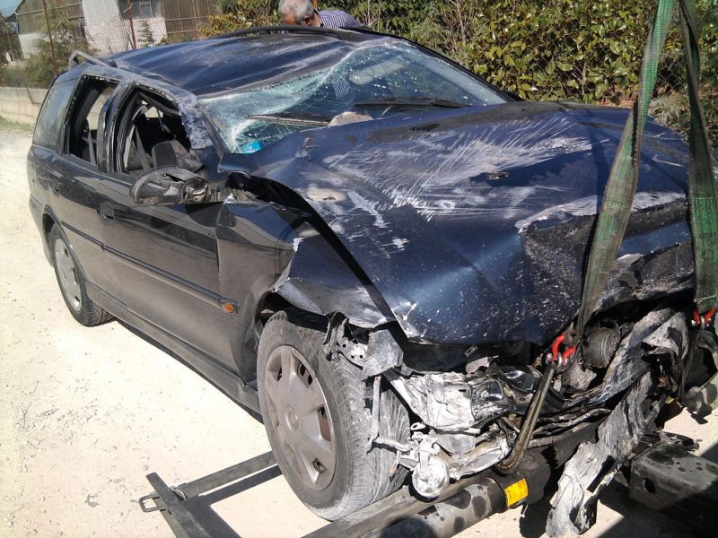 1024px-Car_crash-e1597150021654 1024px-Car_crash-e1597150021654