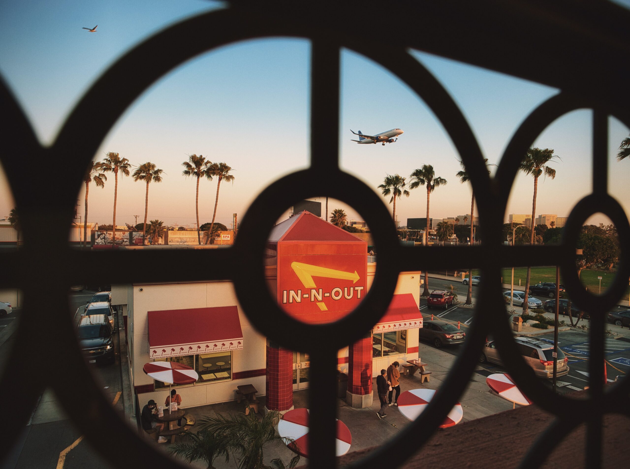 In-N-Out Says Out With Masks